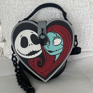 NBC Disney set! Heart-Shaped Crossbody Bag Set - with Lounge fly matching ears
